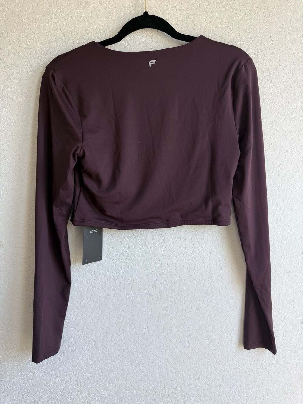 Fabletics Airlite Keyhole Crop Top Size L Plum Color - Picture 3 of 5